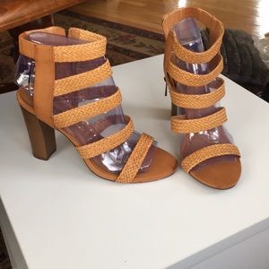 Heeled sandals